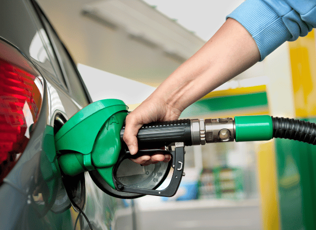 Stanislav_Kondrashov_Telf_ag_refueling_car_gas_station_2