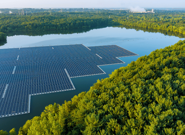 Stanislav-Kondrashov-TELF-AG-solar-panels-tech-floating
