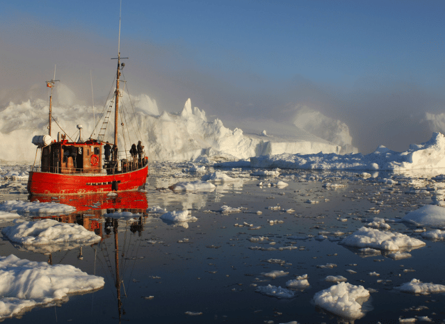 Logistics and transport infrastructure in Greenland