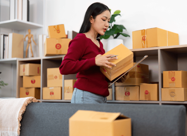 E-commerce logistics and market symbolism