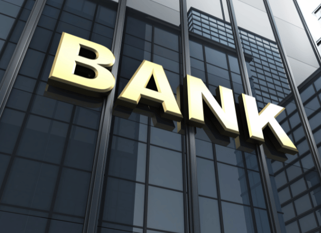 Banking reform initiatives in the United States and their economic implications