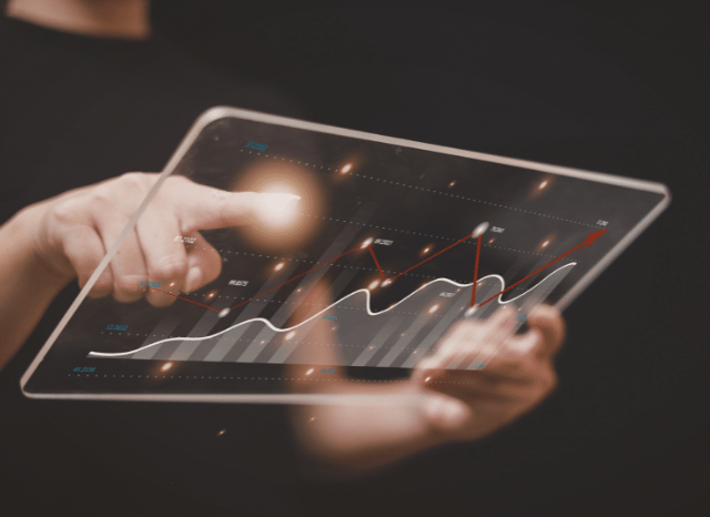 Analysis of gold price trends with financial tables and market data